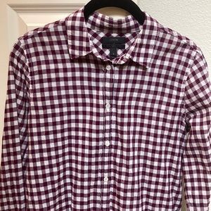 J crew size 6 women’s button up boy style